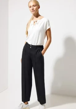 Casual Fit Hose