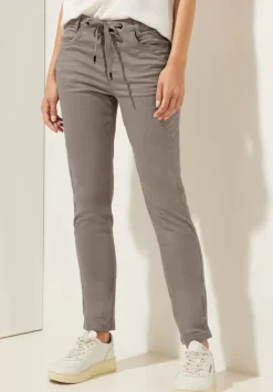 Casual Fit Hose