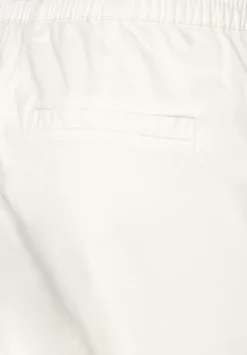 Casual Fit Hose