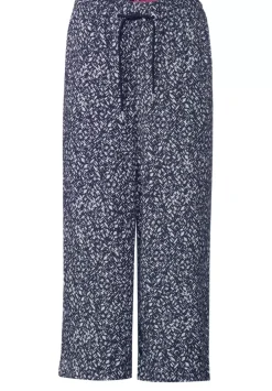 Casual Fit Hose