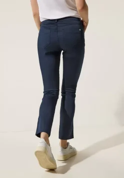Casual Fit Hose