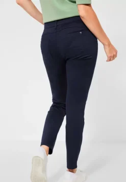 Casual Fit Hose