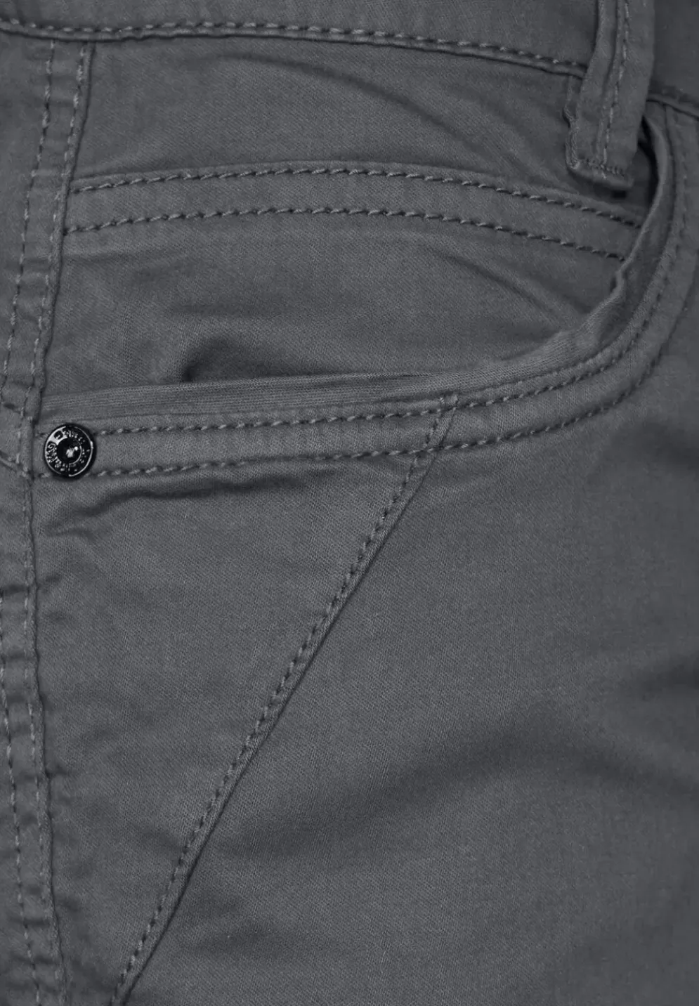 Casual Fit Hose