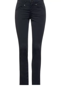 Casual Fit Hose