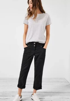 Casual Fit Hose In 7/8