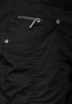 Casual Fit Hose In 7/8