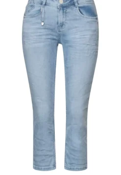 Casual Fit Hose In 3/4
