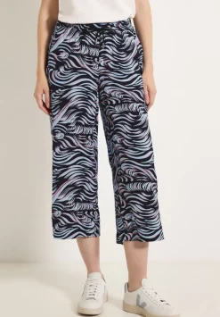 Casual Fit Hose In 3/4-Lange