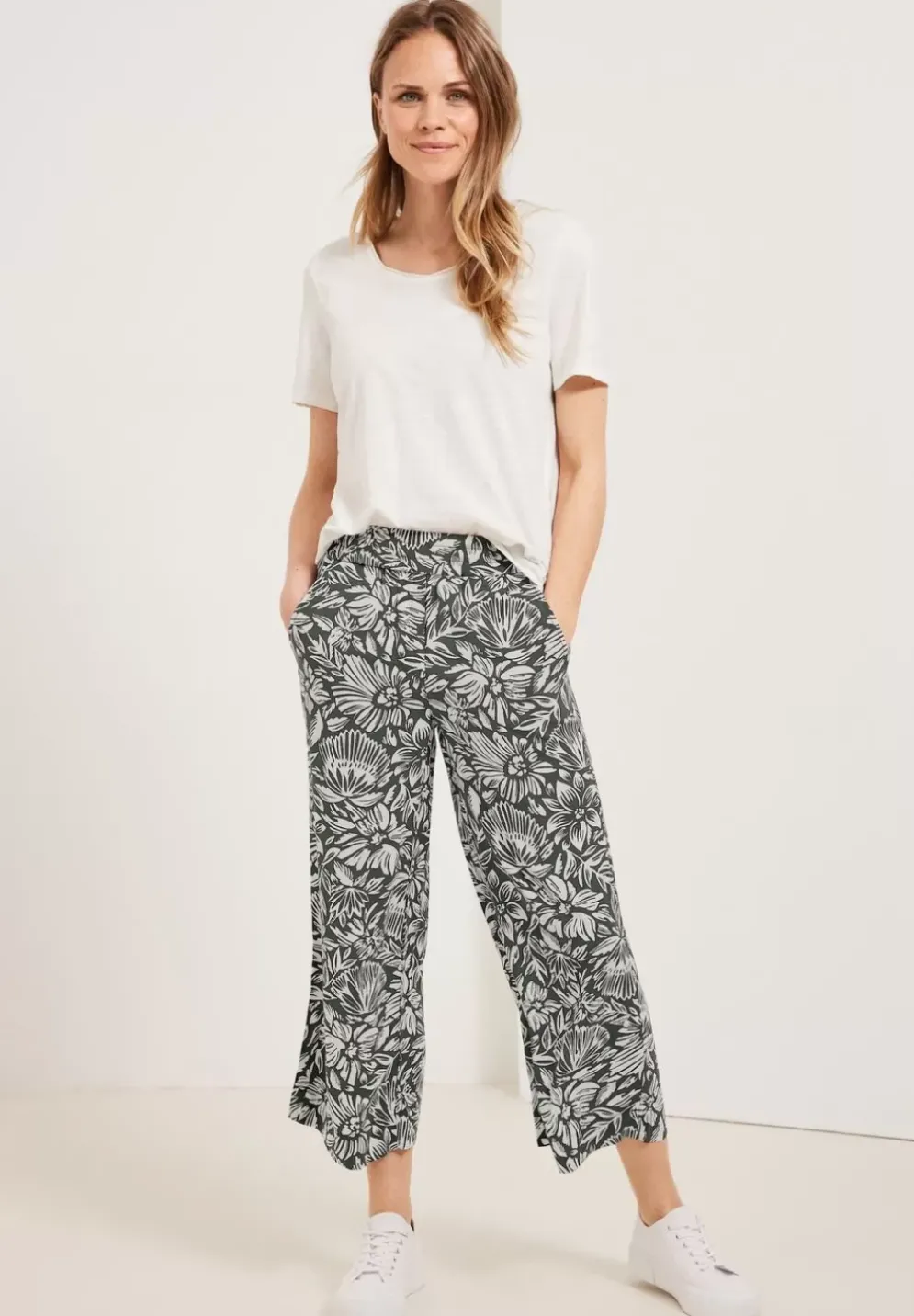 Casual Fit Hose Mit Print