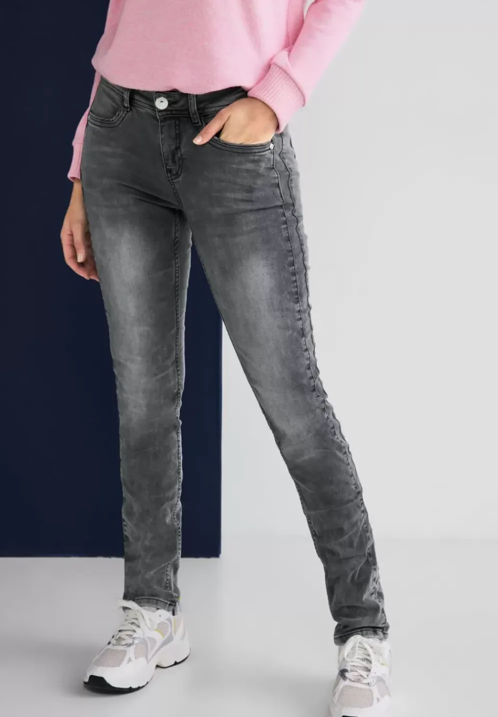 Casual Fit Jeans