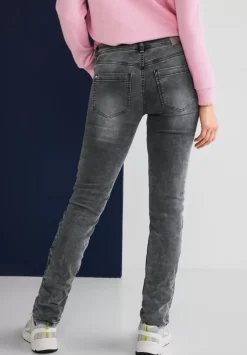 Casual Fit Jeans