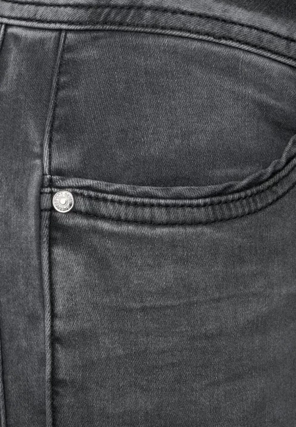 Casual Fit Jeans