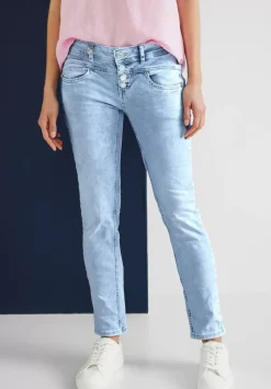 Casual Fit Jeans