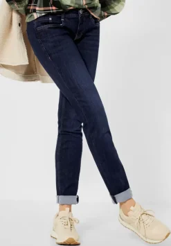 Casual Fit Jeans