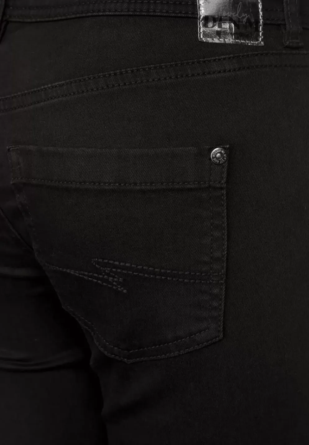 Casual Fit Jeans