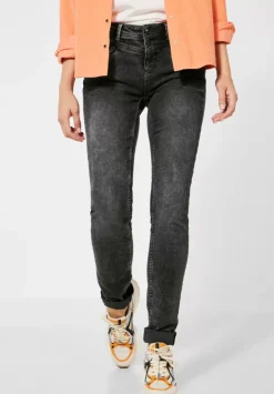 Casual Fit Jeans