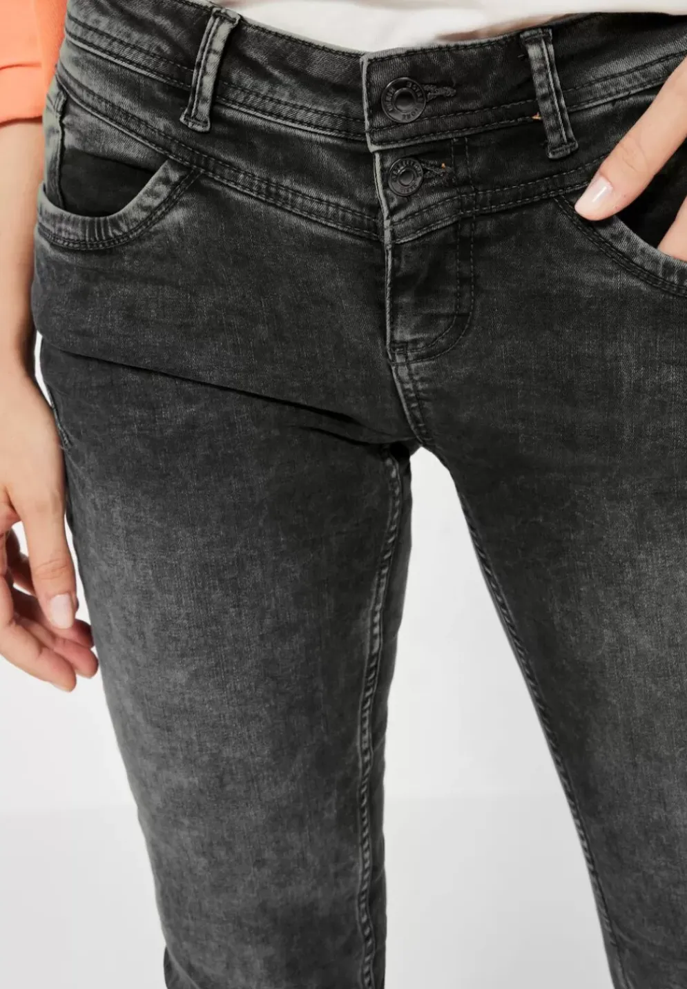 Casual Fit Jeans
