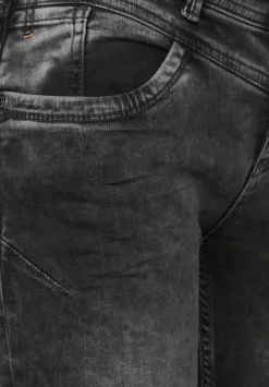 Casual Fit Jeans