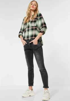 Casual Fit Jeans