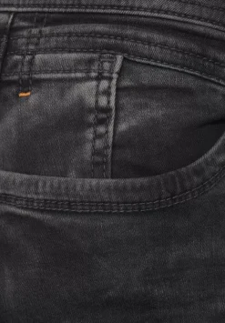 Casual Fit Jeans