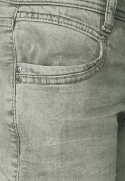 Casual Fit Jeans