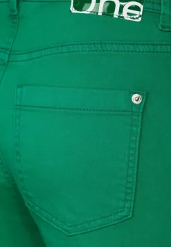 Casual Fit Jeans