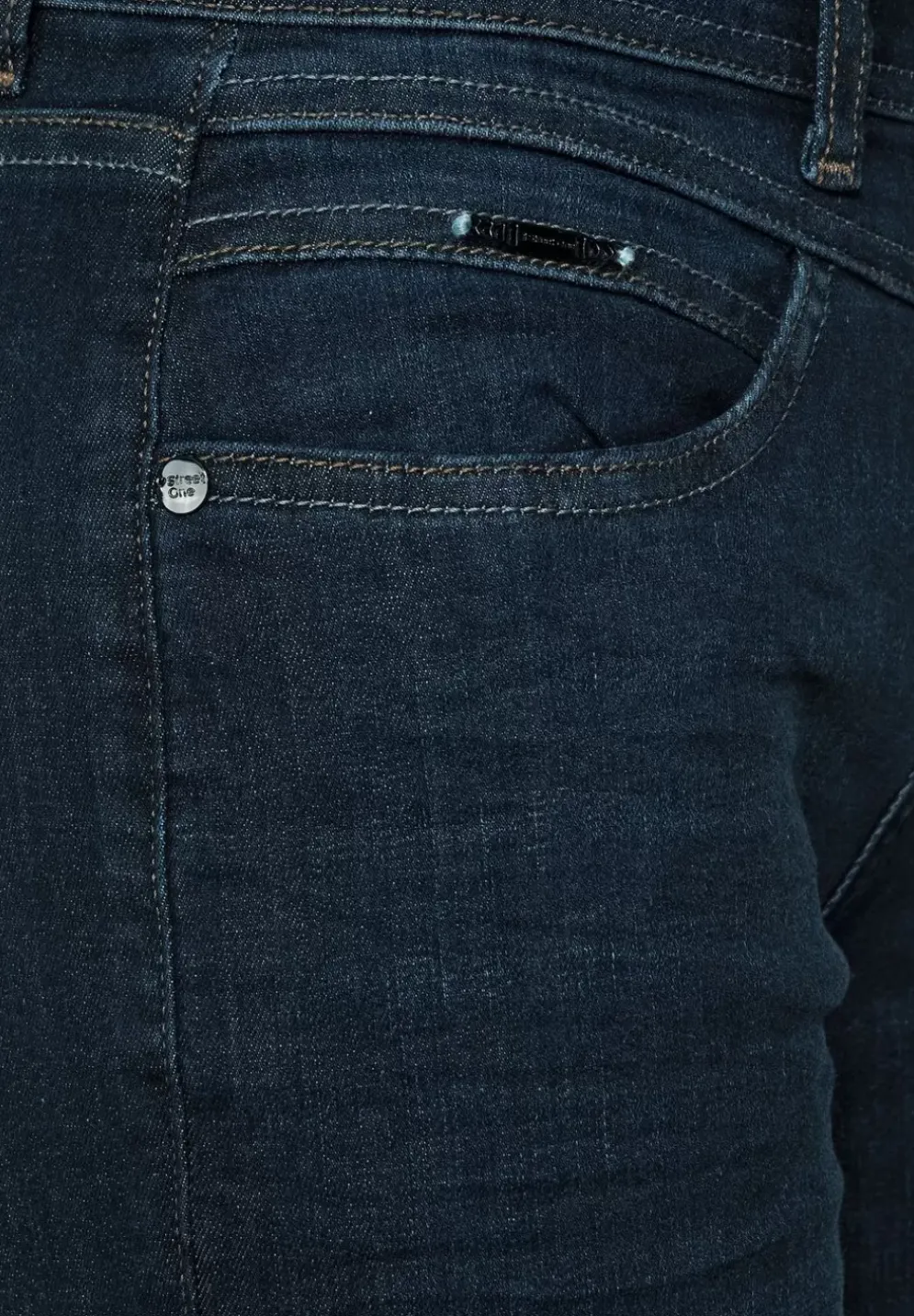 Casual Fit Jeans