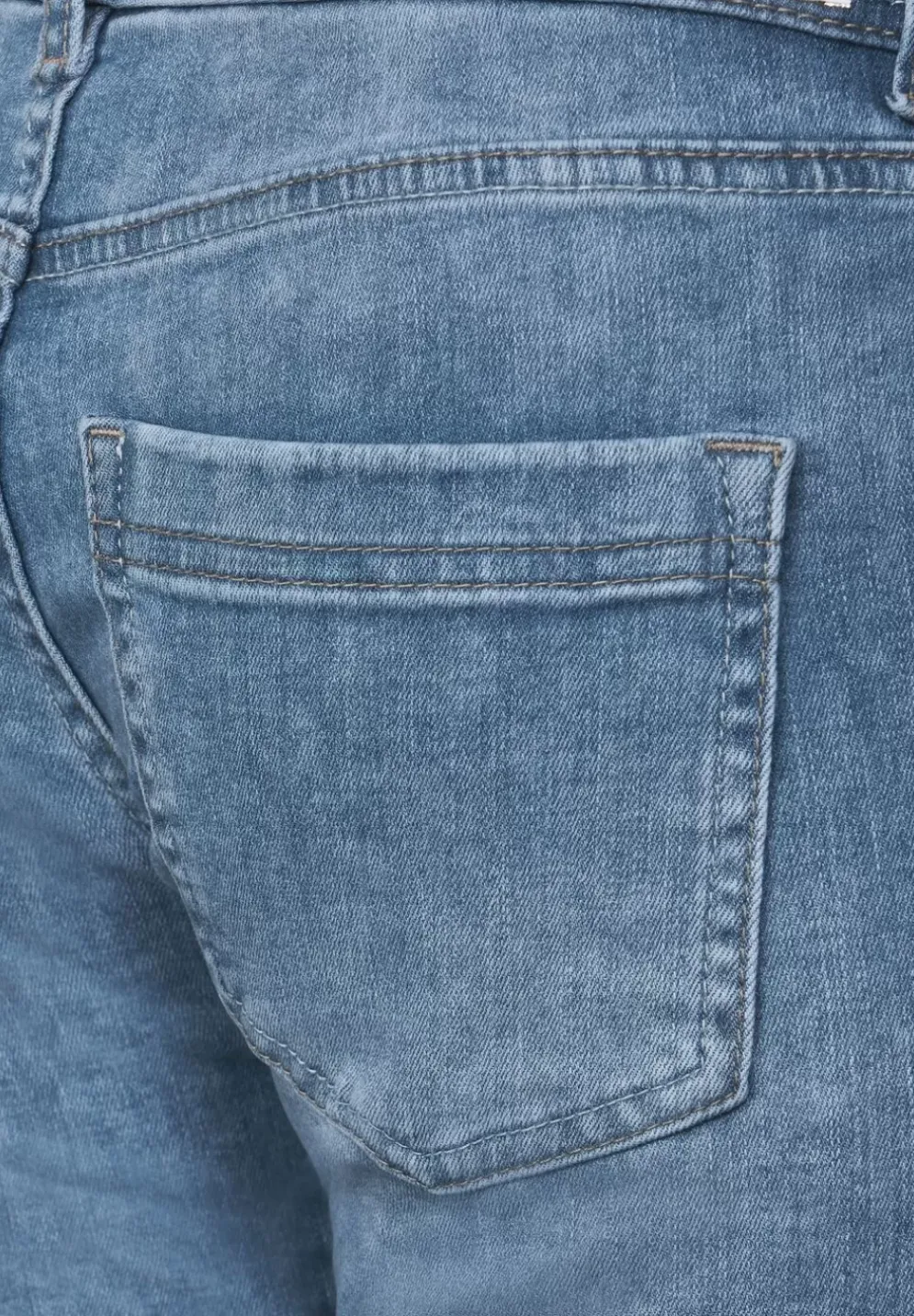 Casual Fit Jeans