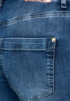Casual Fit Jeans