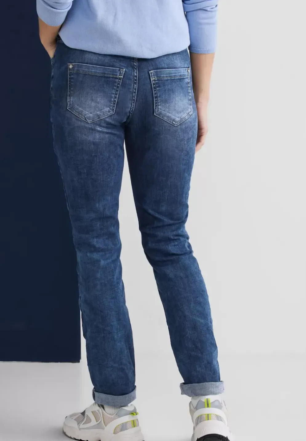 Casual Fit Jeans