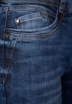 Casual Fit Jeans