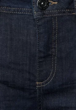Casual Fit Jeans
