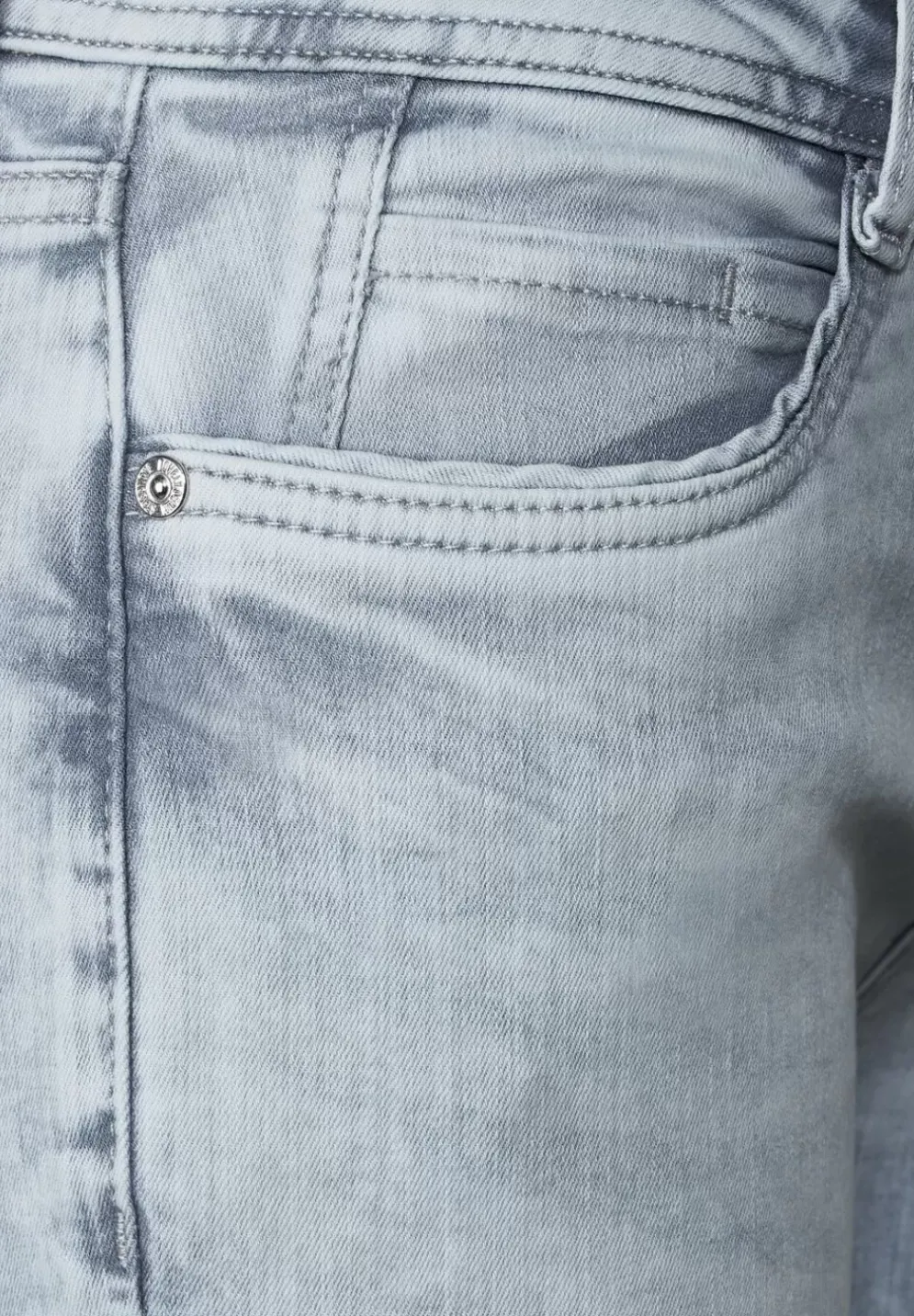 Casual Fit Jeans
