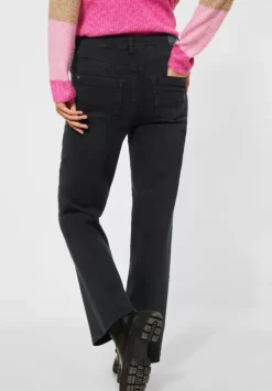 Casual Fit Jeans