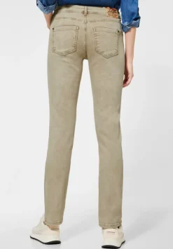 Casual Fit Jeans