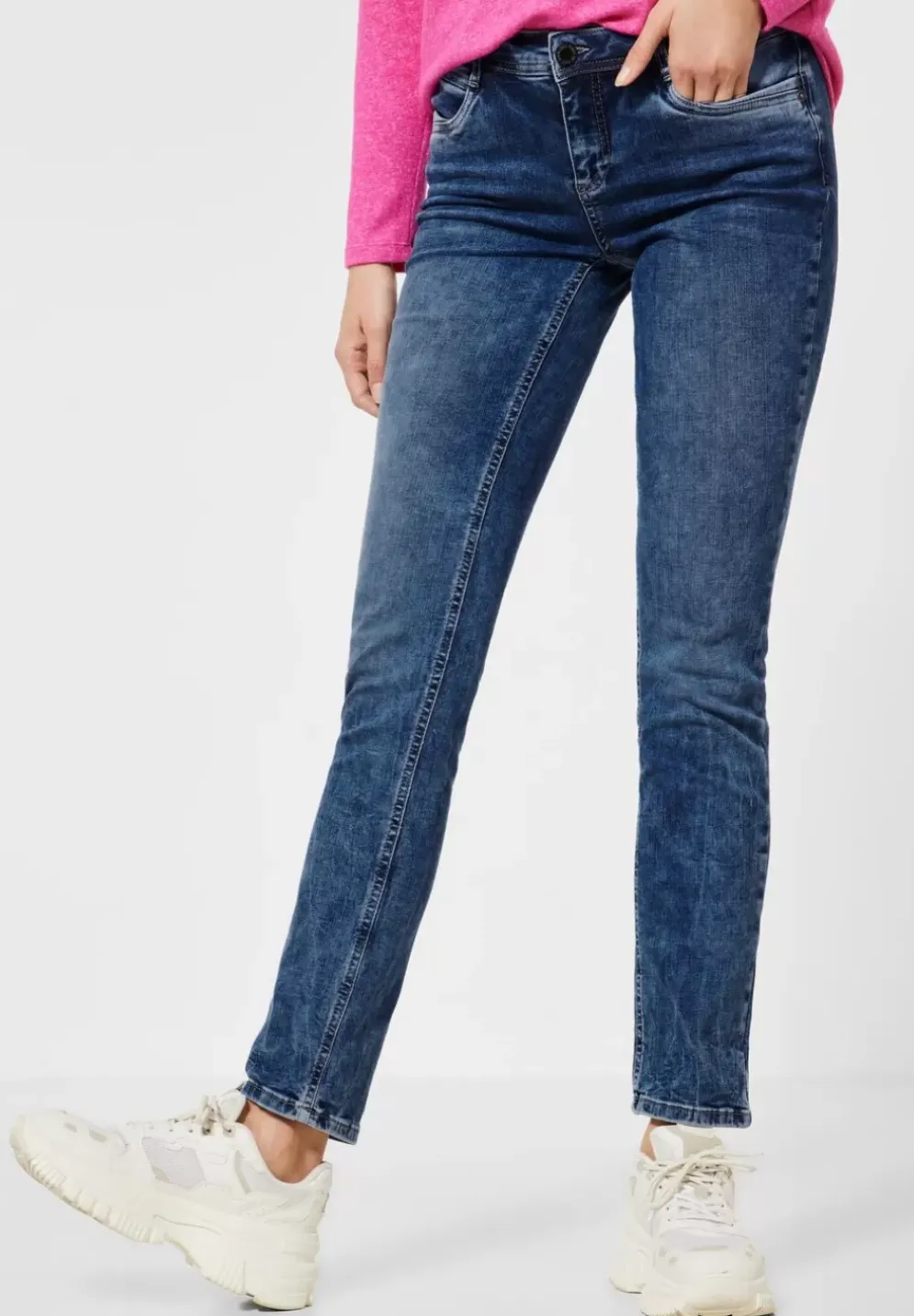Casual Fit Jeans