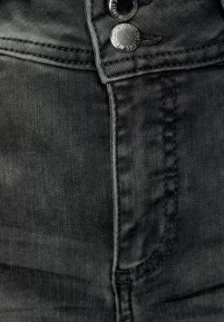 Casual Fit Jeans