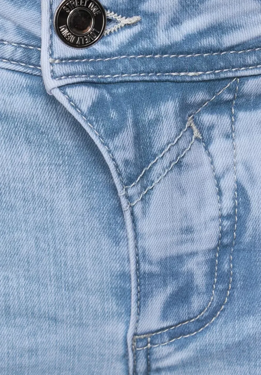 Casual Fit Jeans