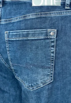 Casual Fit Jeans