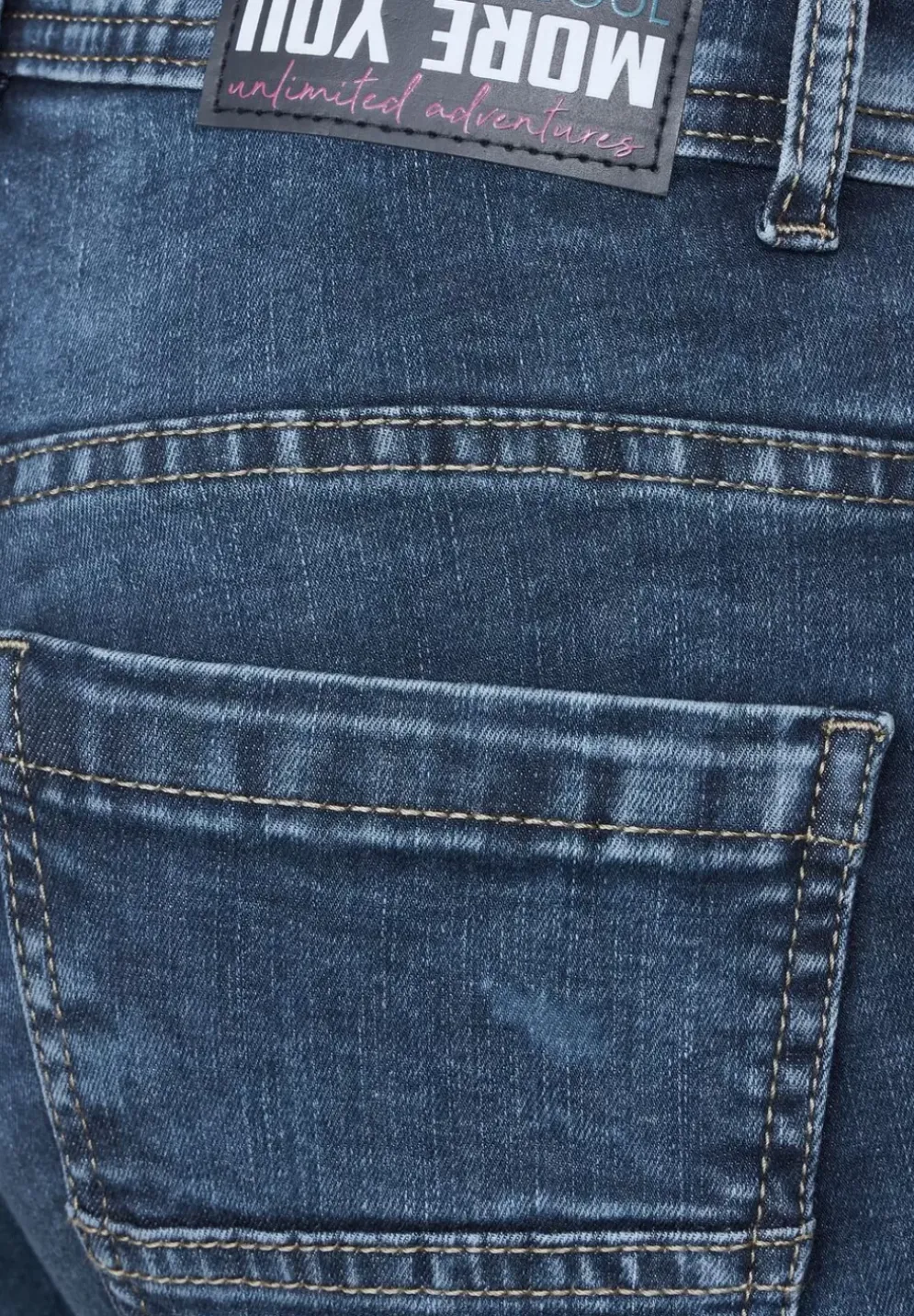Casual Fit Jeans