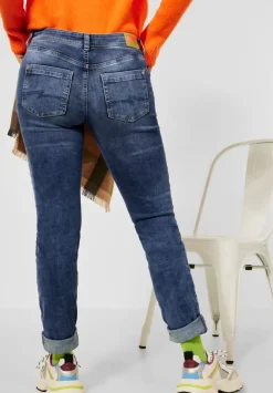 Casual Fit Jeans