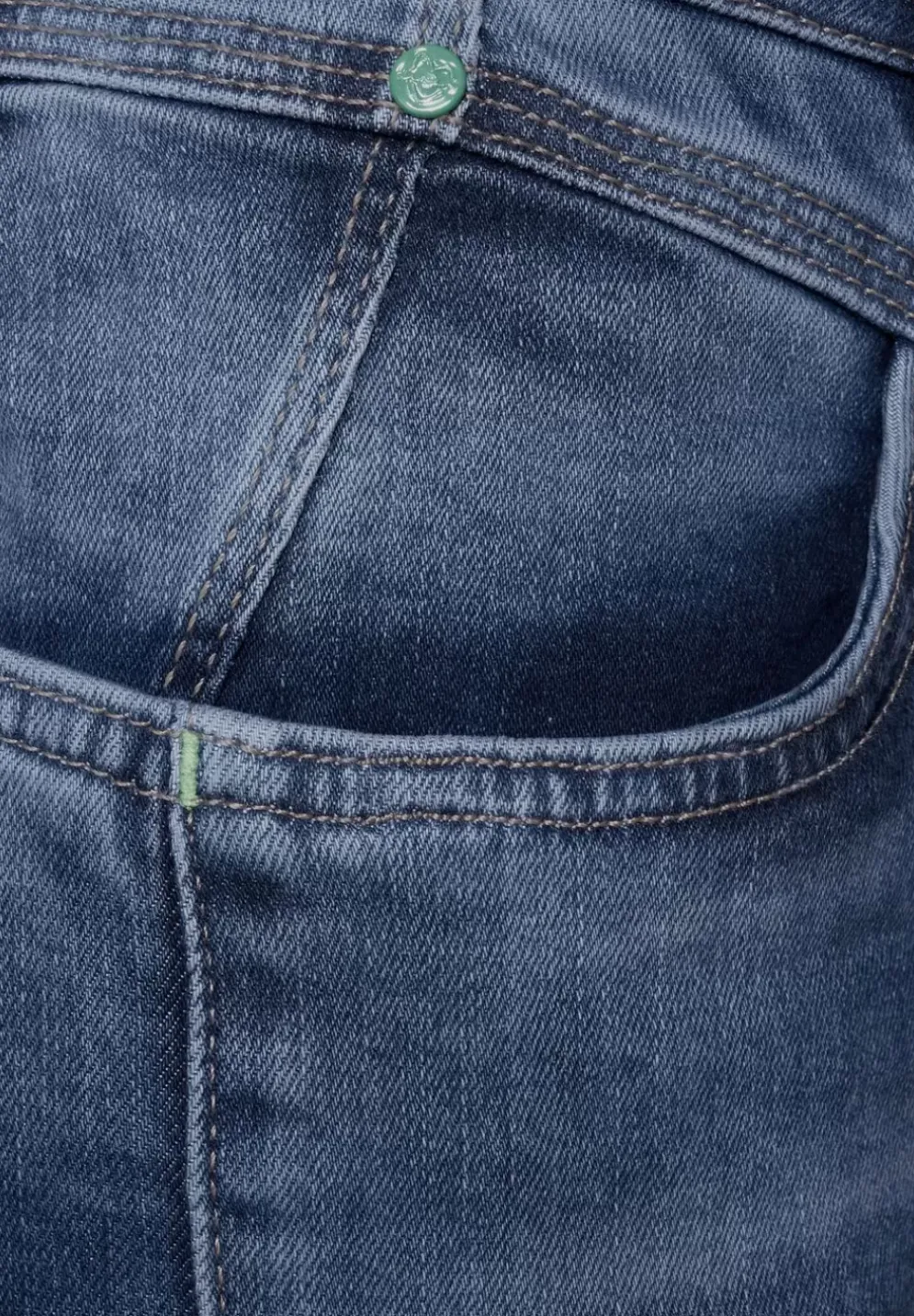 Casual Fit Jeans