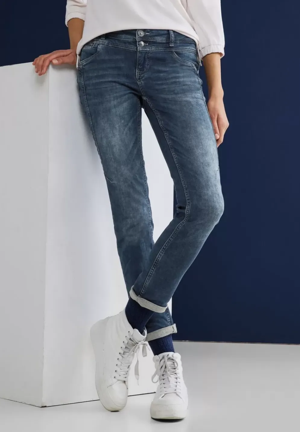 Casual Fit Jeans