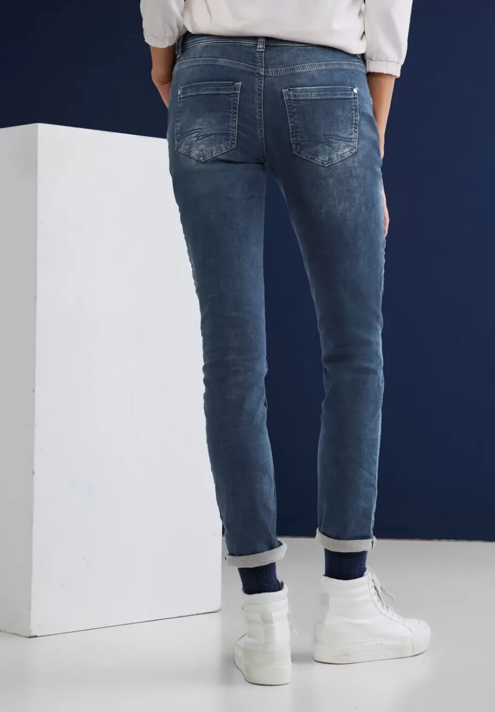 Casual Fit Jeans