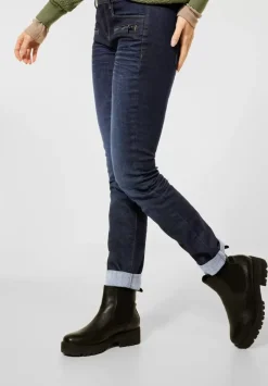 Casual Fit Jeans