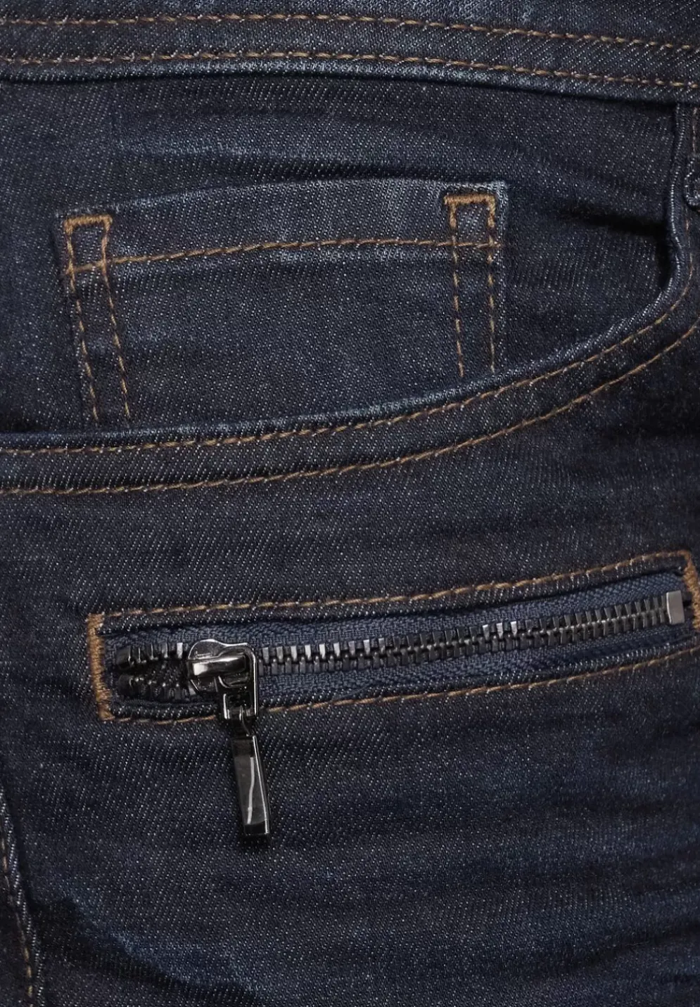 Casual Fit Jeans