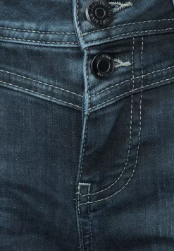 Casual Fit Jeans