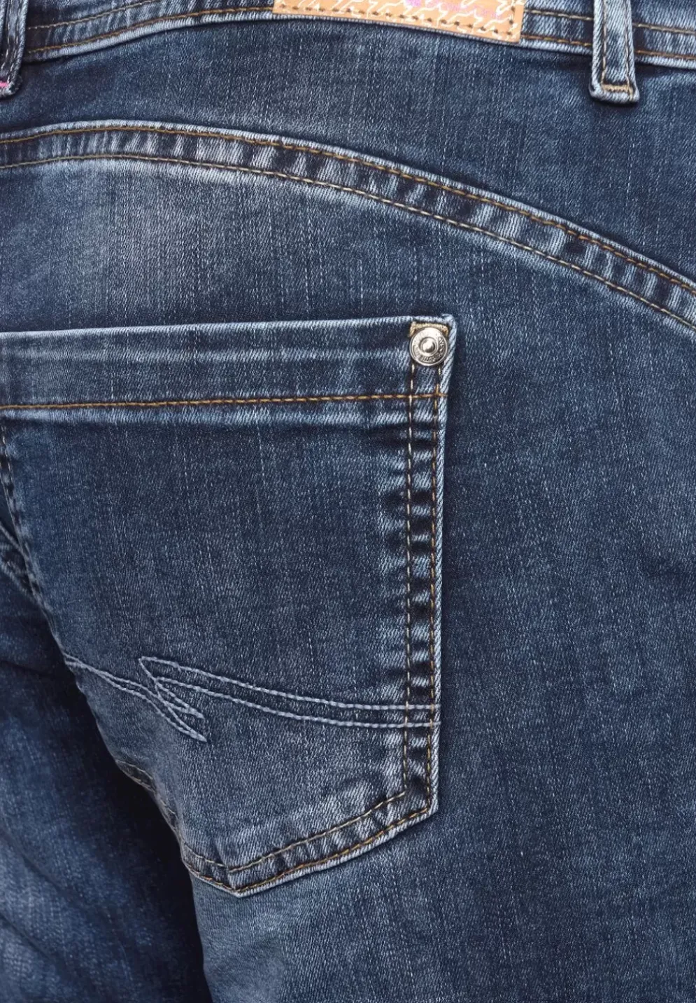 Casual Fit Jeans