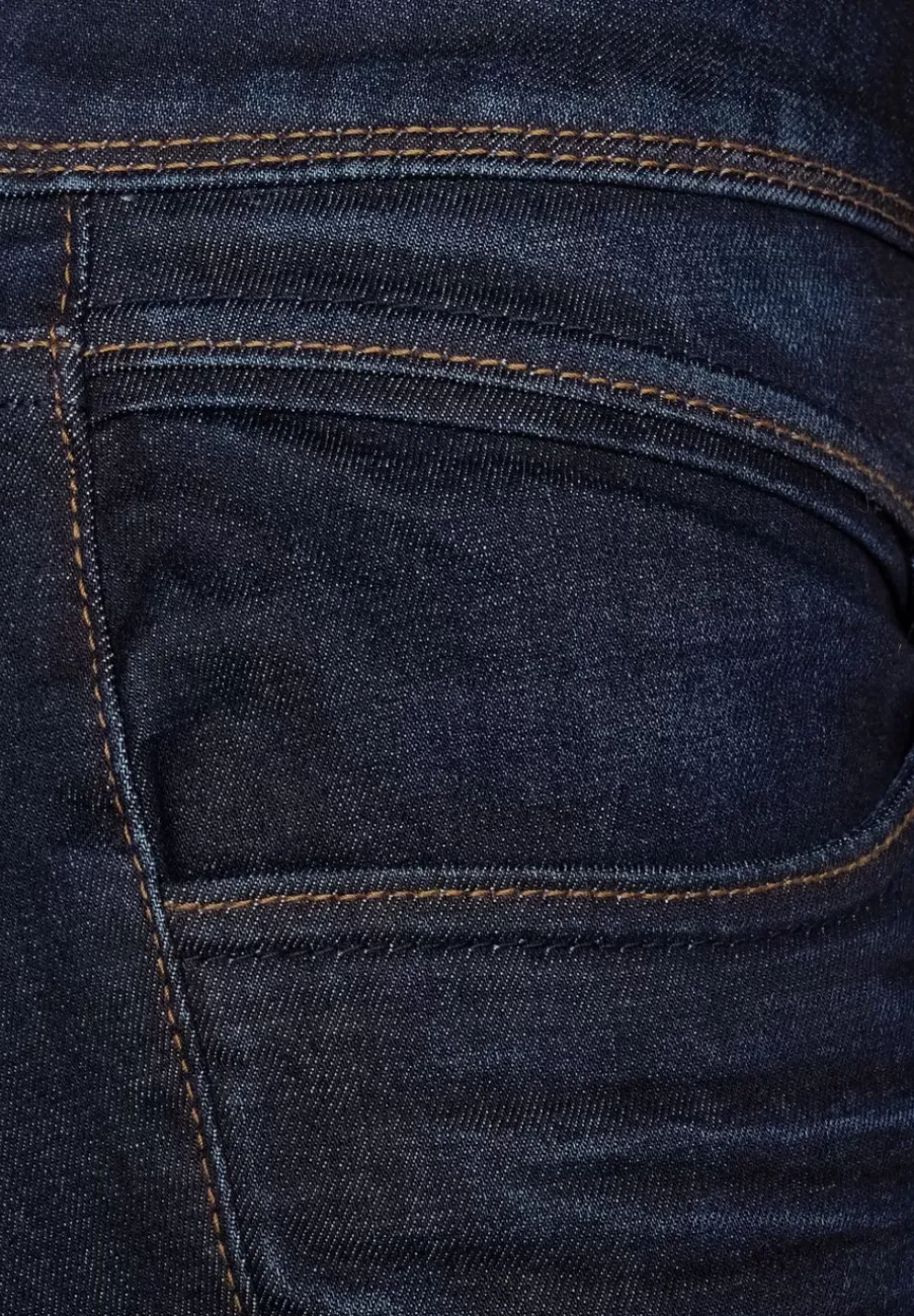 Casual Fit Jeans