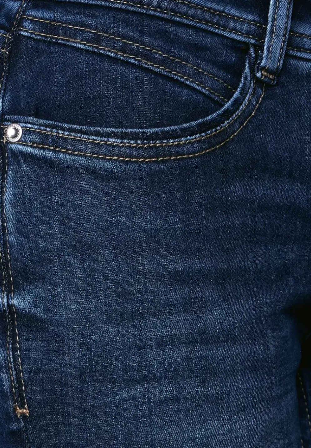 Casual Fit Jeans